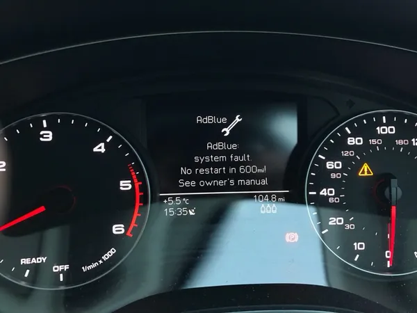 Mercedes-Benz AdBlue system fault warning
