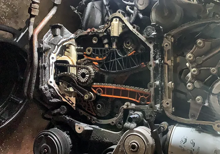 Mechanic Nation real work: Audi 2.0 TFSI timing chain job