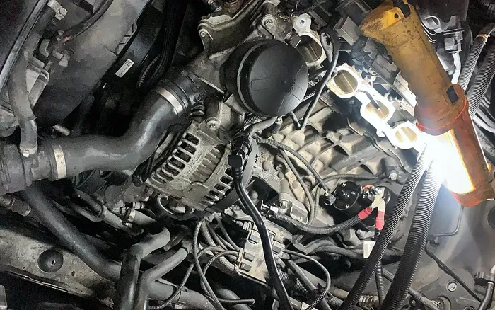 Mechanic Nation real work: BMW N20 with the intake manifold removed