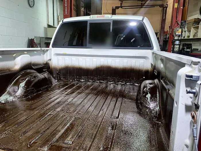 Mechanic Nation real work: Pickup bed rust protection